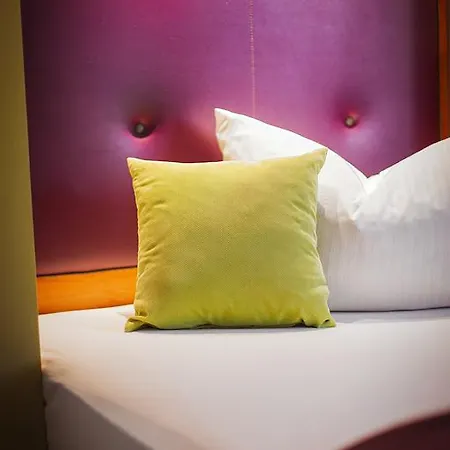 Am Turm Hotel 3*