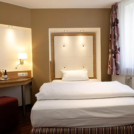 Am Turm Hotel